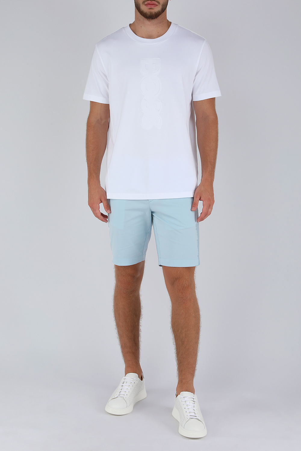 חולצת טי כותנה עם לוגו תלת מימד